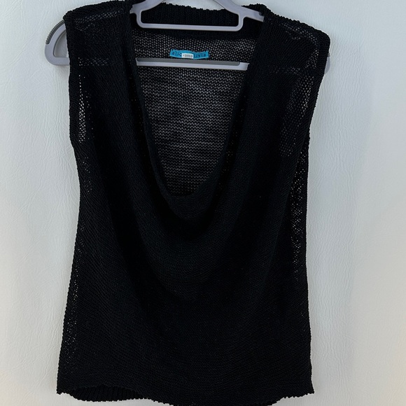 Alice + Olivia Fishnet Loose Knit Linen Top - Picture 1 of 9